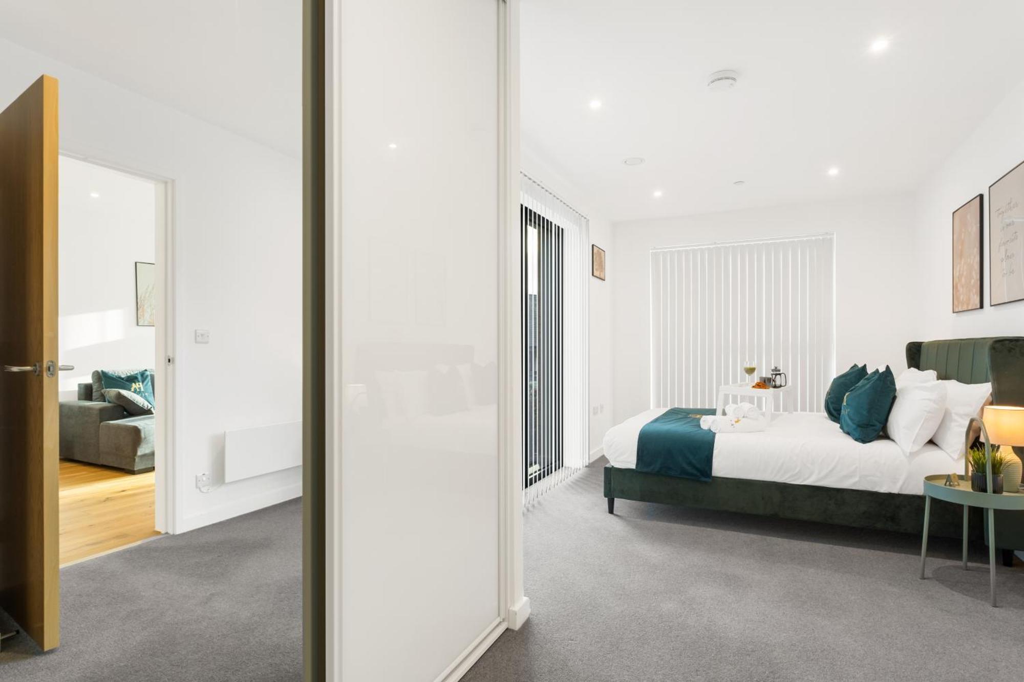 Appartement Pluxa Emerald Luxury - Walk To Attractions, Transport Nearby Birmingham